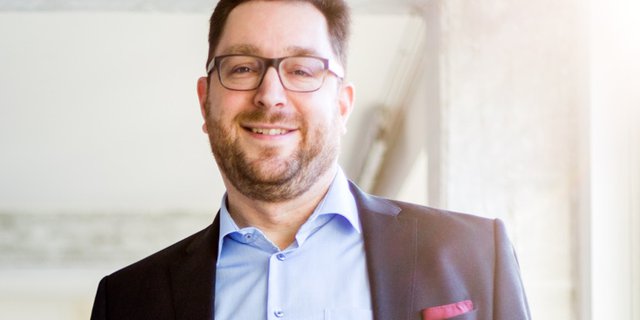 Dr. Fabian Braun